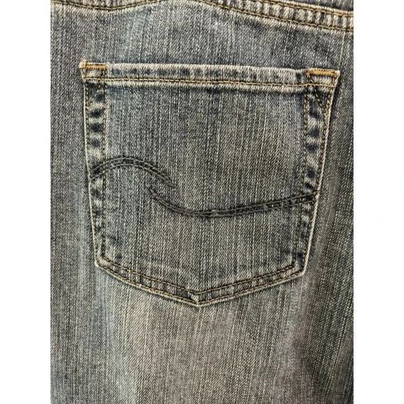 Signature by Levi's Strauss Womens Jeans Mid Rise Bootcut Sz 16 Short - Picture 4 of 8